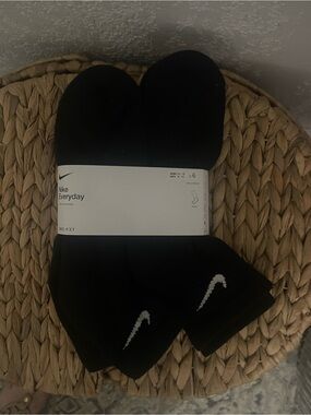 Nike Everyday Black Low-Cut Socks - 6 Pack men’s socks 8-12